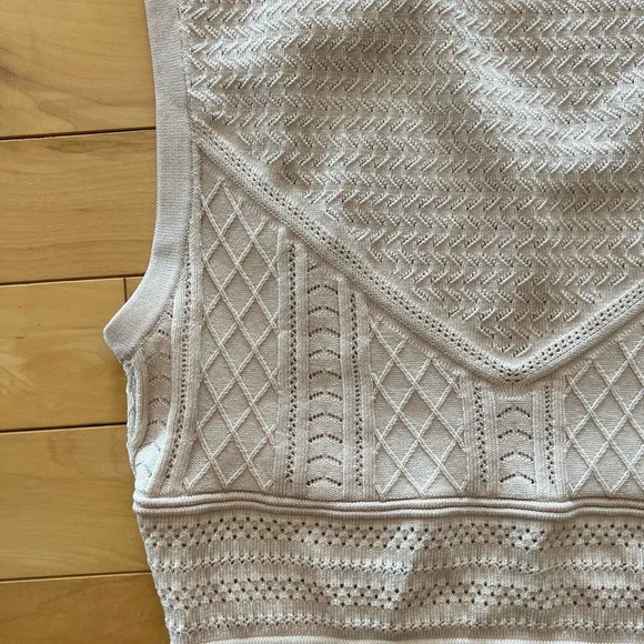 Babaton Pointelle Tank - Picture 3 of 5